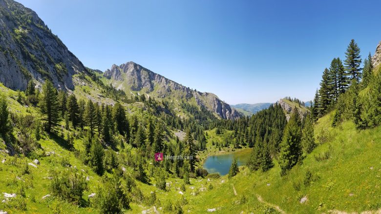 Liqenati i Rugovës, parajsa e Bjeshkëve të Nemuna – vendi ideal për ata që duan ta kombinojnë natyrën dhe notin