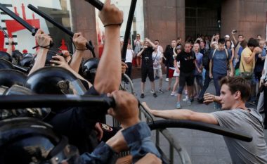 Policia ruse arreston më shumë se njëmijë persona pas protestës