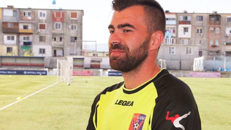 Zyrtare: Flamurtari transferon portierin nga Shqipëria, Erlind Selimaj