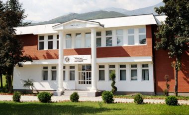 Rektori i universitetit të Pejës: Vendimi i KShC-së, i padrejtë dhe i ndikuar nga politika