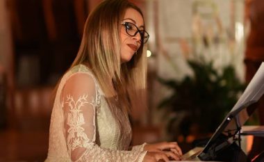 Pianistja Artemida Qarri do të mbajë koncert solistik në Romë