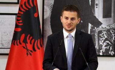 Cakaj: Shqipëria dhe Maqedonia e Veriut meritojnë hapjen e negociatave në të njëjtën kohë