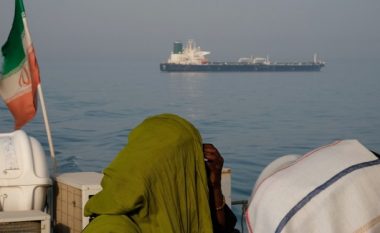 Britania e shqetësuar për veprimin e anijeve iraniane