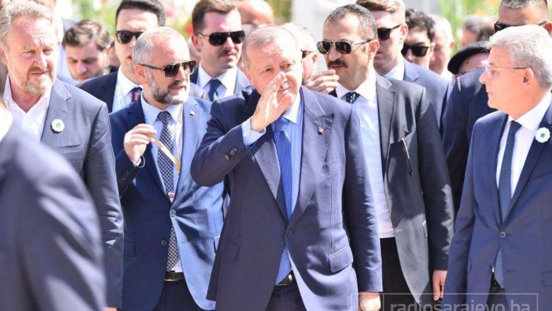 Sipas rusëve, Erdogan është gati të largohet nga NATO
