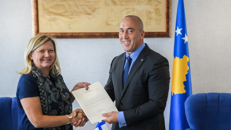 Haradinaj takon ambasadoren e Finlandës, kërkon mbështetje për liberalizim të vizave