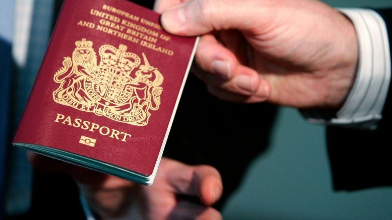 Amnisti ndaj emigrantëve, mund të përfitojnë edhe mijëra shqiptarë pa dokumente në Britani