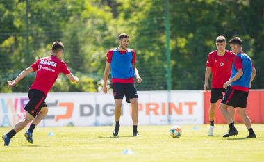 Arrihet marrëveshja, Kastriot Dërmaku transferohet te Parma