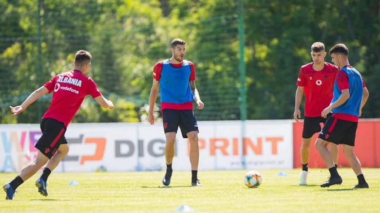 Arrihet marrëveshja, Kastriot Dërmaku transferohet te Parma