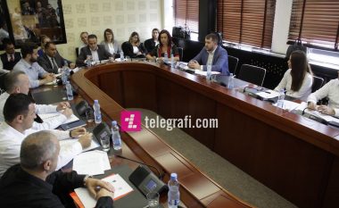 Dështon mbledhja e Komisionit për Financa për shqyrtimin e raportit të Postës së Kosovës