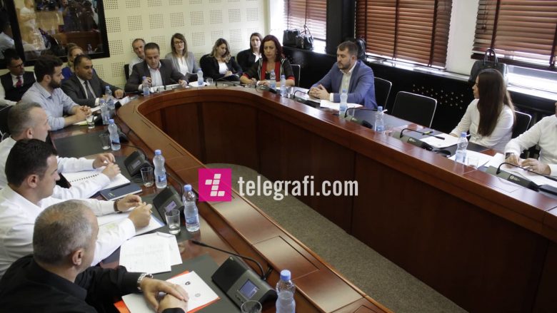 Dështon mbledhja e Komisionit për Financa për shqyrtimin e raportit të Postës së Kosovës