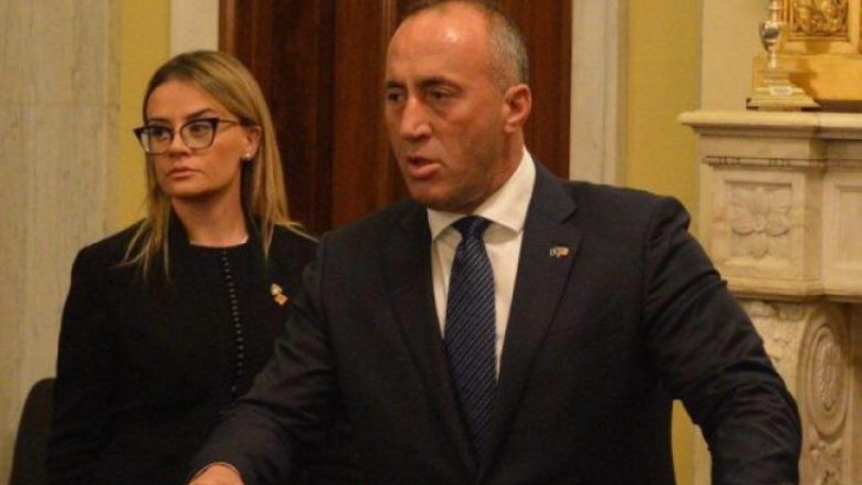 Këshilltarja e Haradinajt i kundërpërgjigjet Kurtit: “Këpucët e Ramushit gjithmonë do të të bijnë të mëdha”