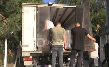 Serbia paralajmëron ndihma për veriun (Video)