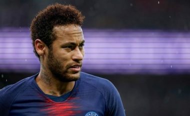 Neymar do t’ia përsëris kërkesën për largim drejtuesve të PSG-së, takimi pritet të ketë tensione  