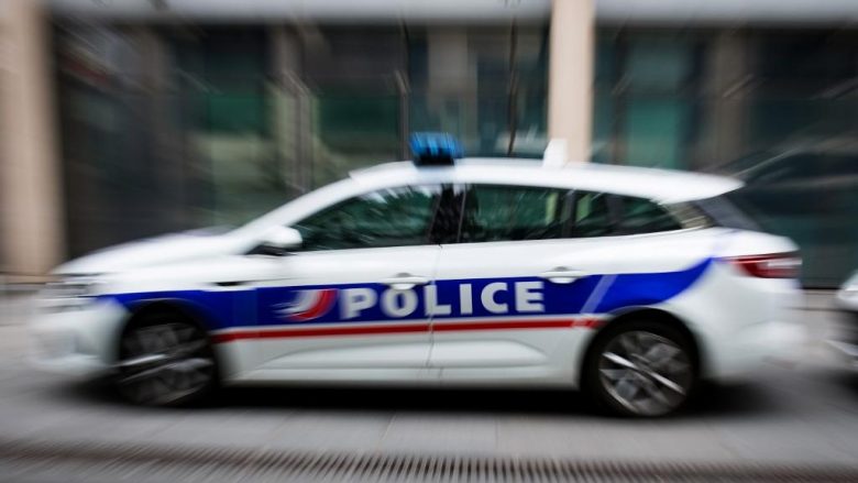“Larje hesapesh” mes bandave në Francë, tre të vdekur – policia në kërkim të të dyshuarve
