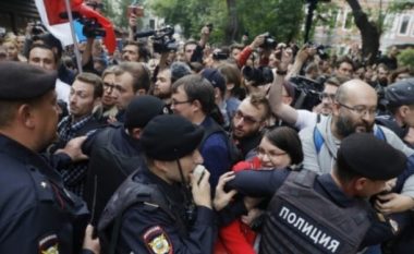 Protestuesit në Moskë: Putini është hajn