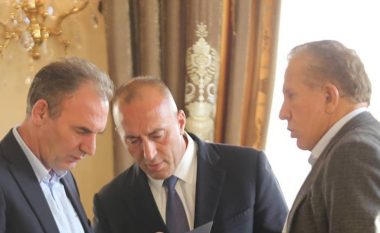 Fillon takimi i partnerëve të koalicionit i thirrur nga Haradinaj, mungon Kadri Veseli