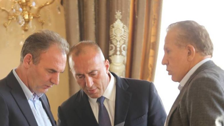 Fillon takimi i partnerëve të koalicionit i thirrur nga Haradinaj, mungon Kadri Veseli