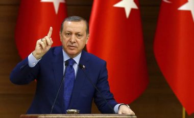 “Erdogan vdes nga sulmi në zemër”, disa media çorientojnë botën me raportim të pasaktë