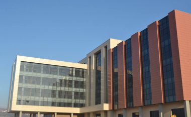 Riakreditohen tetë programe në Universitetin e Mitrovicës
