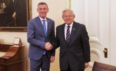 ​Veseli takon senatorin Bob Menendez: Pa SHBA-në nuk mund të ketë marrëveshje finale mes Kosovës dhe Serbisë