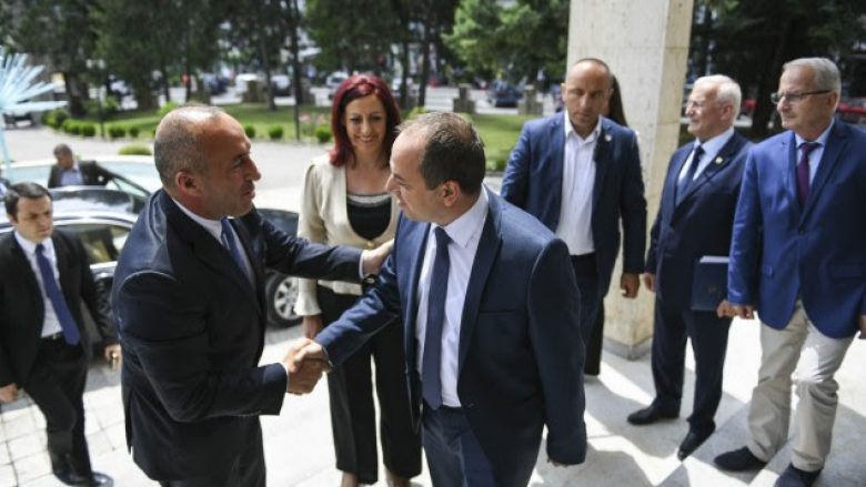 Haskuka: Ramush Haradinaj, gaboi kur iu bashkua kapjes së shtetit