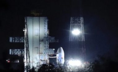 India anuloi lansimin e sondës në Hënë një orë para ngritjes