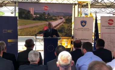 Haradinaj kërkon linjë hekurudhore Prishtinë-Durrës