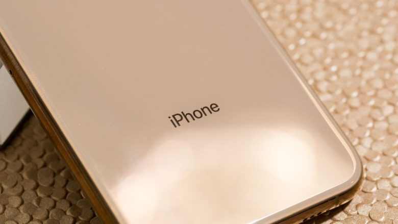 Kuo: iPhone e vitit të ardhshëm do të lansohen me ekrane pa korniza