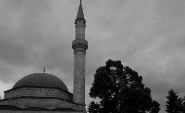 Tezat e një amerikani, për islamizimin e shqiptarëve