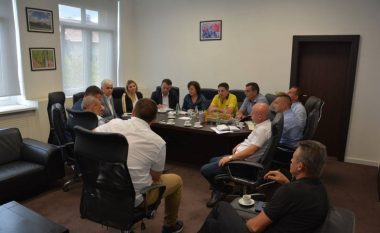 Ministrja Ziviq takoi shefat e zyrave regjionale