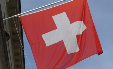 Ambasada e Zvicrës: Përfaqësuesit e institucioneve të veprojnë në përputhje me Kushtetutën