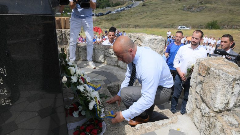 Haradinaj në 18-vjetorin e vdekjes së komandant ‘Rokit’: Forcimi i Kosovës është në dobi të të gjithëve