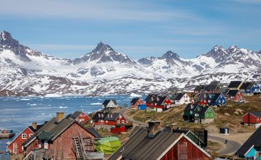 Grenlanda vlenë shumë, Trump nuk është presidenti i parë që ka tentuar ta blejë këtë ishull - një ka ofruar shumë flori