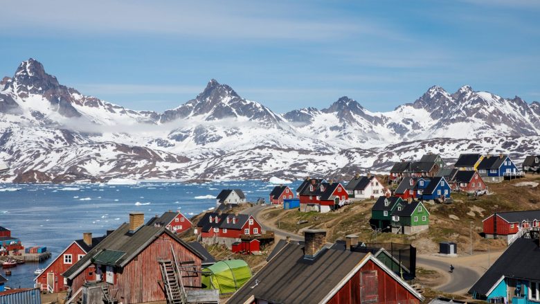 Grenlanda vlenë shumë, Trump nuk është presidenti i parë që ka tentuar ta blejë këtë ishull – një ka ofruar shumë flori
