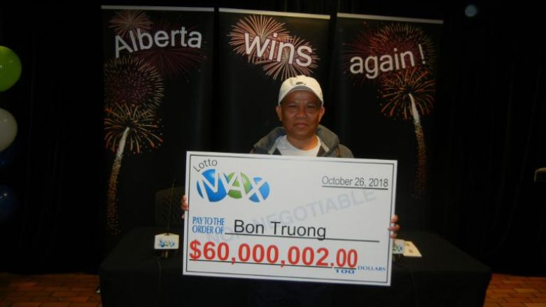 Për plotë 20 vite luajti numrat e njëjtë në lotari, kanadezi fiton xhekpotin – 60 milionë dollarë