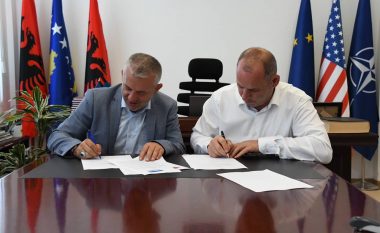 Lladrovci nënshkruan marrëveshje me “Jetimat e Ballkanit” për ndërtimin e 7 shtëpive për familjet në nevojë
