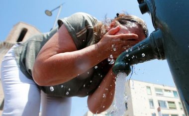 Të nxehtit ekstrem, shkaktar i vdekjes së 400 personave në Holandë