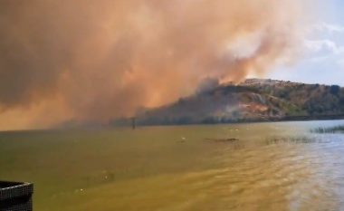 Zjarri në Veles vazhdon të jetë aktiv, po zgjerohet në dy drejtime