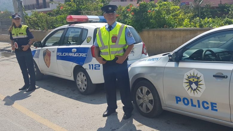 Policia e Shqipërisë në kërkim të dy radikalëve katolikë, të cilët kërcënuan kosovarët se do t’i rrjepin nëse i shohin në plazhe