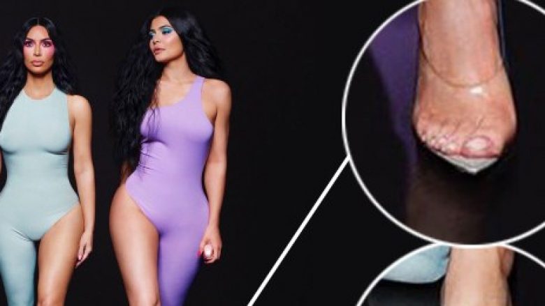 Kur Kim dhe Kylie dështojnë me ‘photoshop’, shfaqen me gjashtë gishta në këmbë