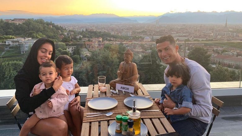 E diela familjare e Cristiano Ronaldos