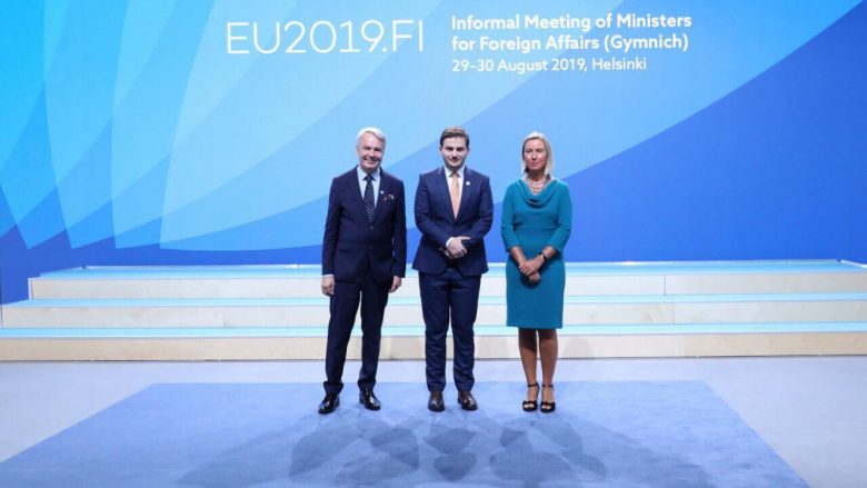 Cakaj pjesë e takimit joformal të Ministrave të Punëve të Jashtme të BE-së dhe Ballkanit Perëndimor në Helsinki