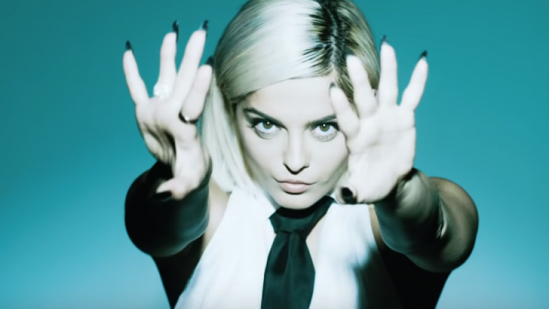 Bebe Rexha për ditëlindjen e 30-të publikon këngën e re “Not 20 Anymore”