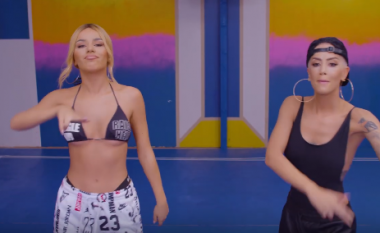 Tayna dhe Dafina publikojnë këngën e re “Bye Bye”, shfaqen tejet provokuese në klip