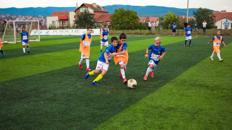 Përfundon me sukses kampi “GnK Dinamo Zagreb” në Kosovë, trajnerët kroatë shikojnë potencial të futbollistët e rinj nga vendi ynë