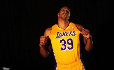 Dwight Howard kalon në Lakers