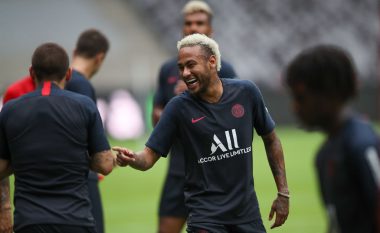 Neymar i ka thënë PSG-së që dëshiron të kalojë vetëm te Barcelona