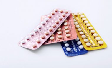 Nuk ka ndonjë dëshmi se pilulat kontraceptive ju bëjnë të shtoni peshë