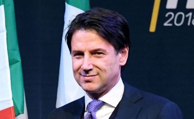 Senati italian shtyn rrëzimin e qeverisë Conte