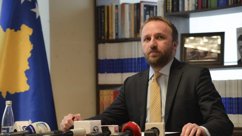 Tahiri: Nuk do të lejoj që Kosova të jetë strehë e kriminelëve